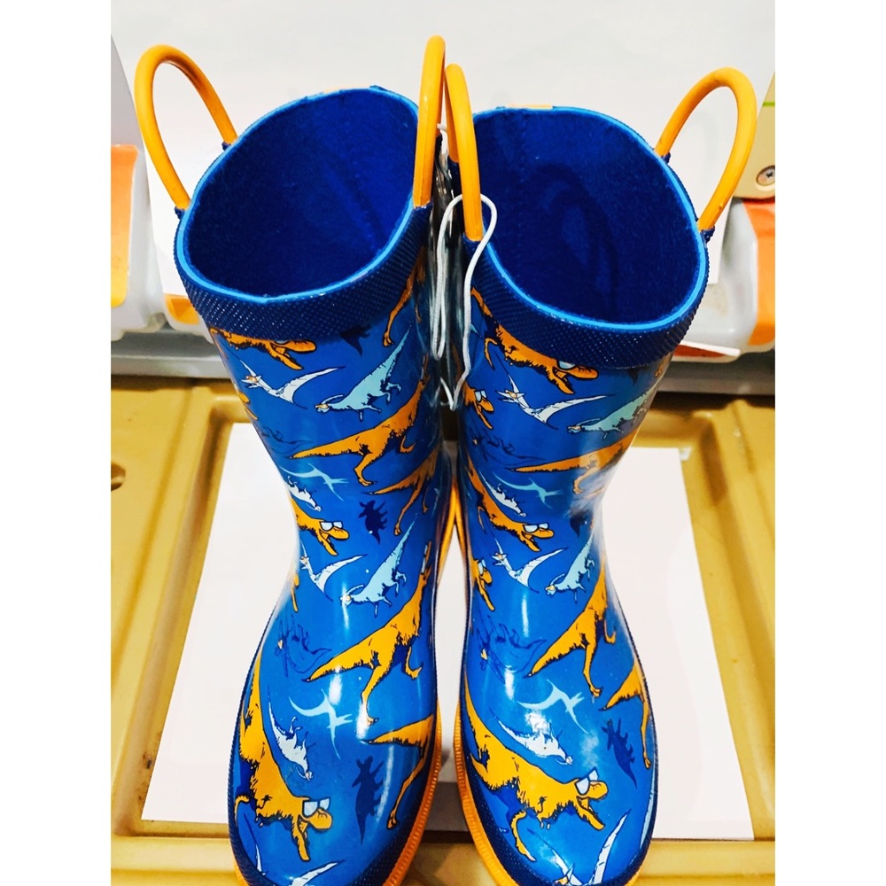 Kids rain boots